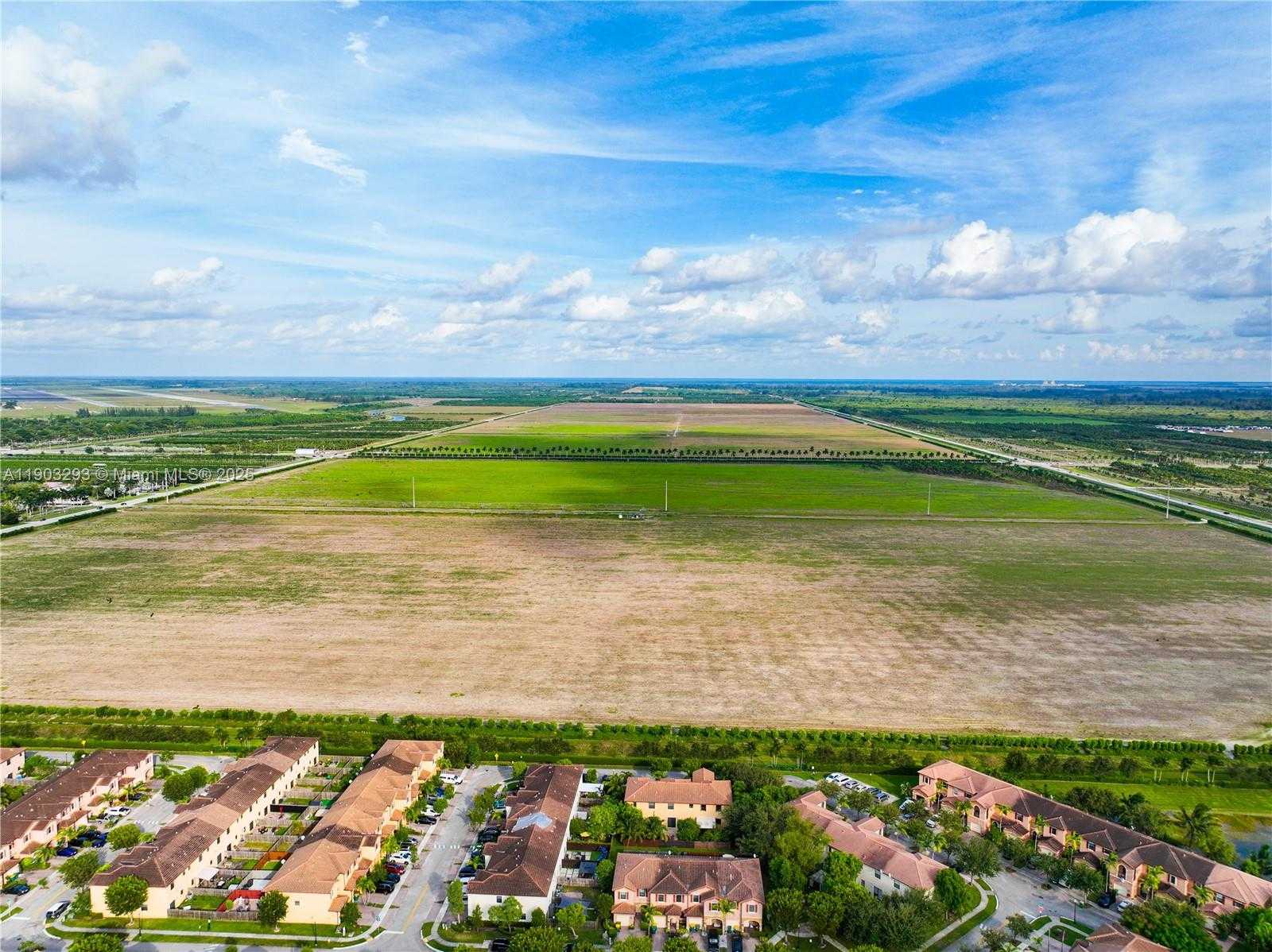 Small Image of 174 SOUTH EAST 35TH AVE, Homestead Number 86