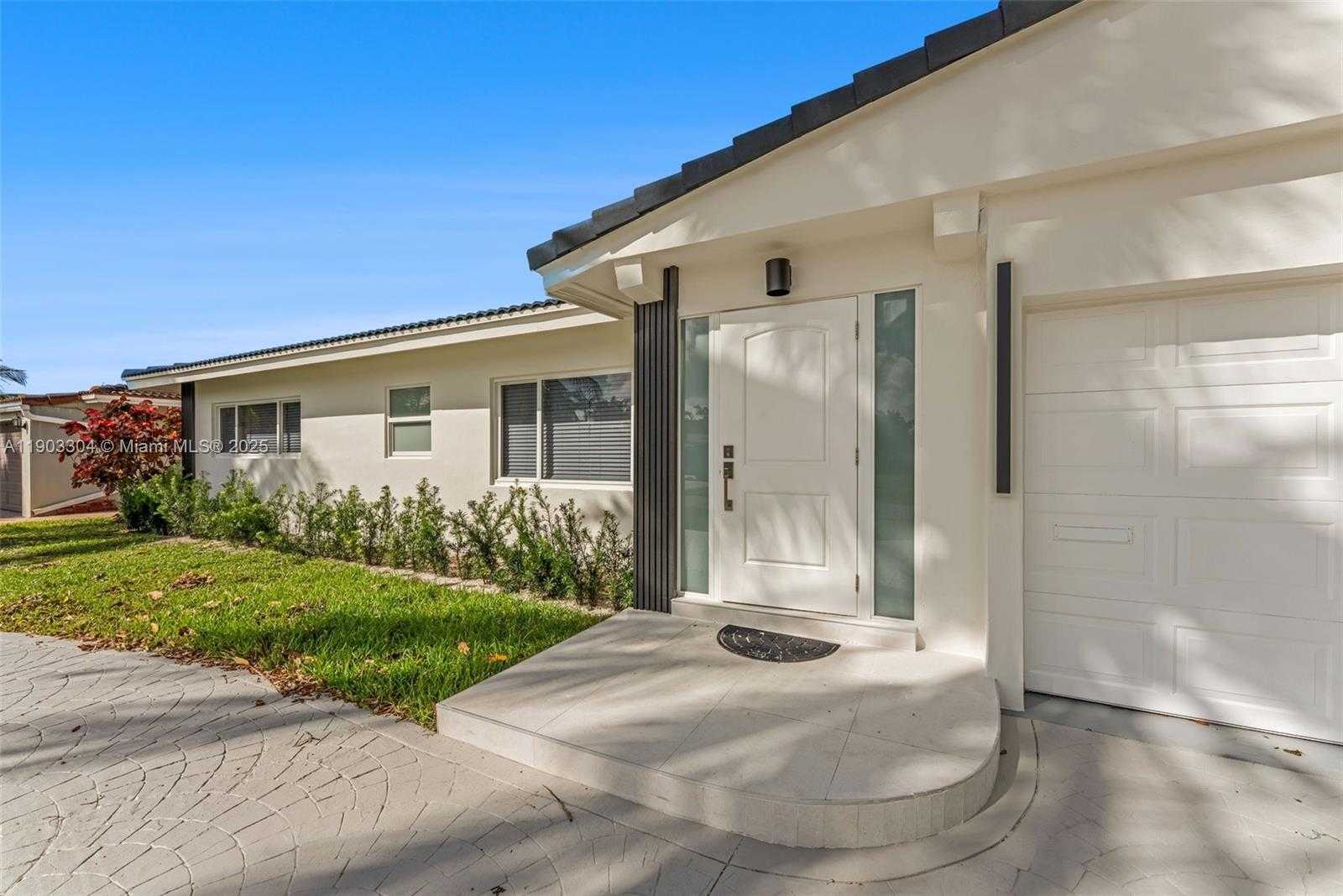 Imagen de Pequeño Objeto