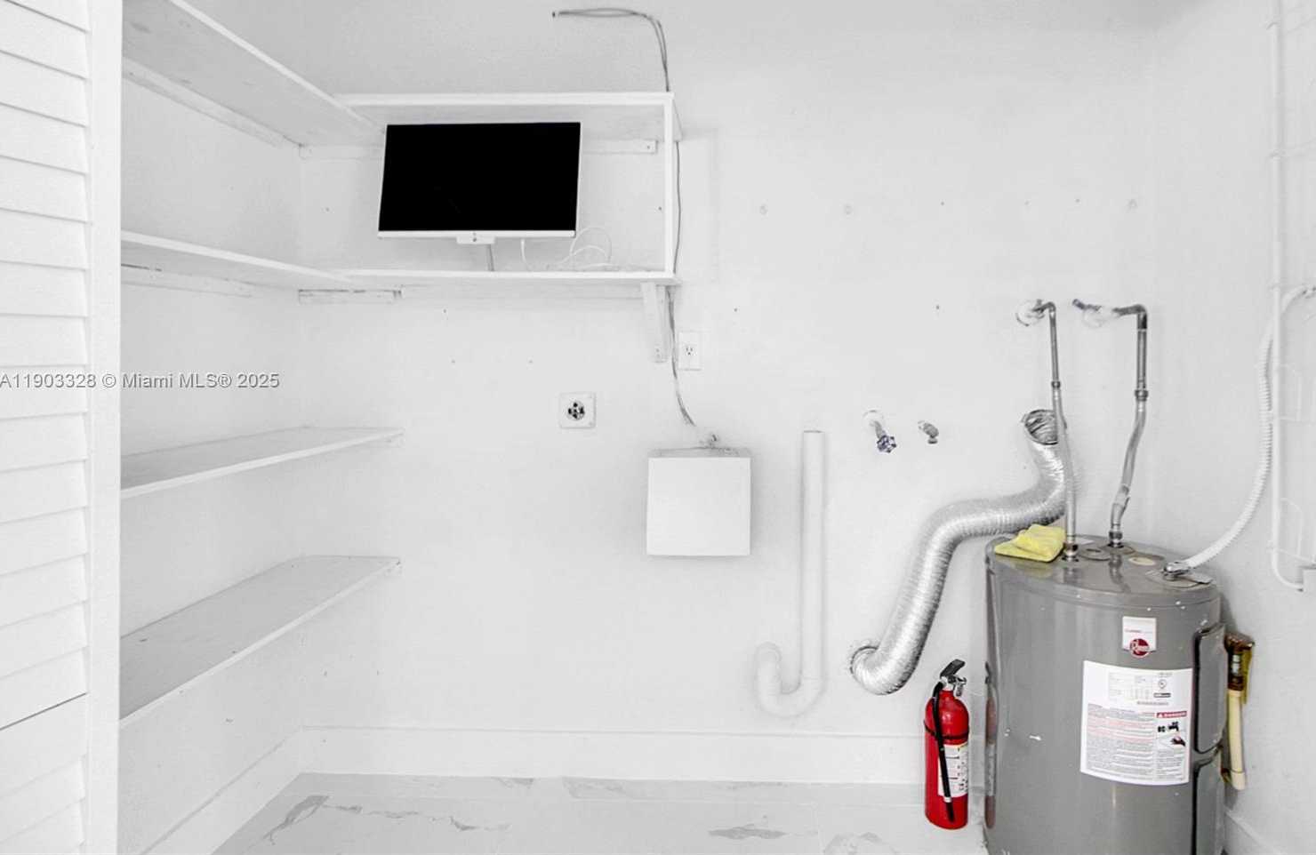 Small Image of 365 SOUTH WEST 17TH AVE, Homestead Number 16