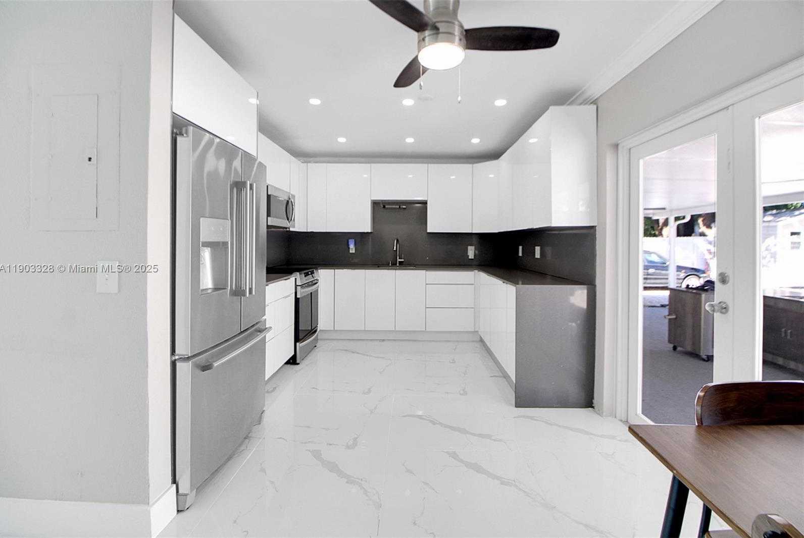 Small Image of 365 SOUTH WEST 17TH AVE, Homestead Number 17