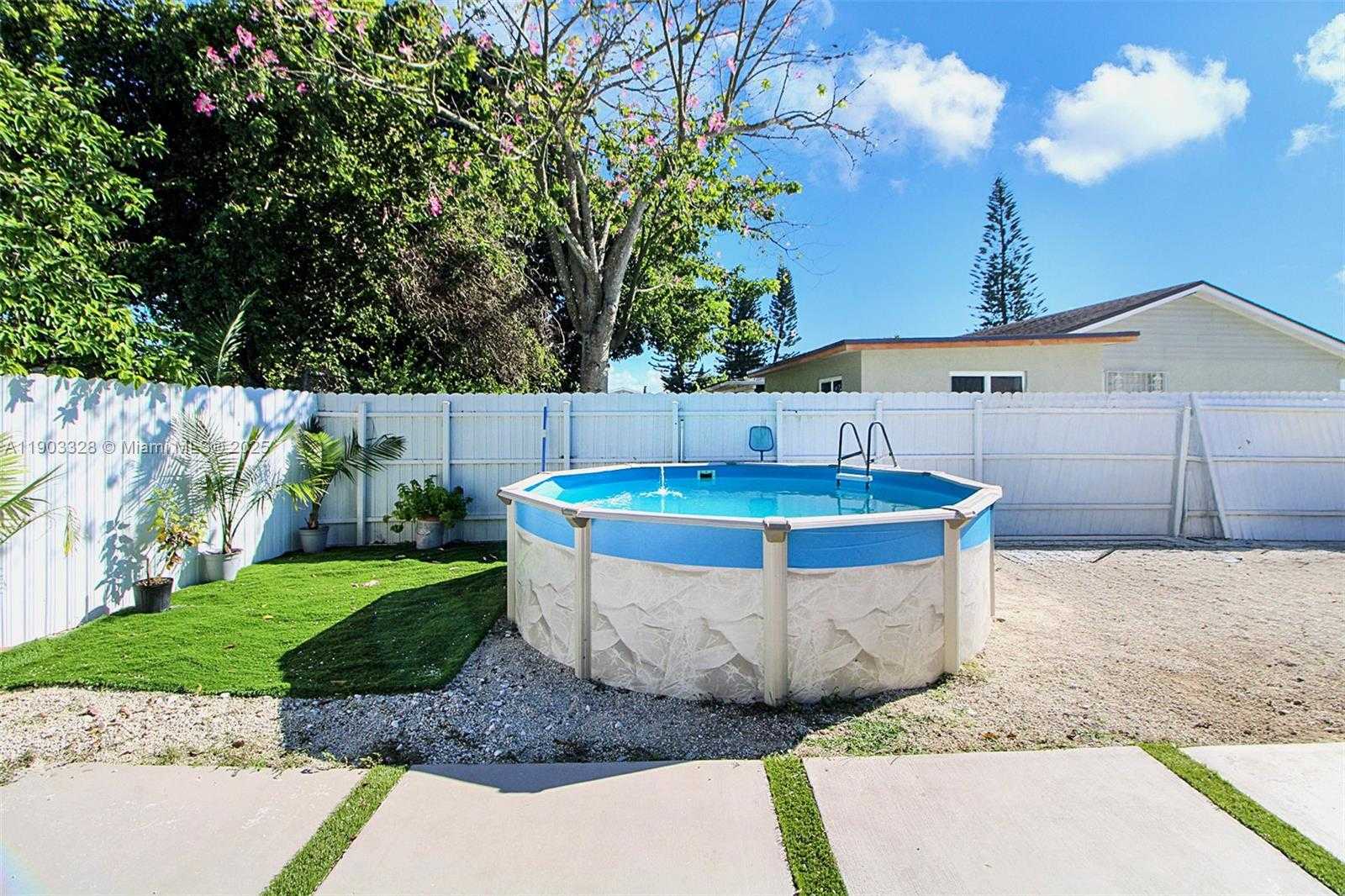 Small Image of 365 SOUTH WEST 17TH AVE, Homestead Number 25