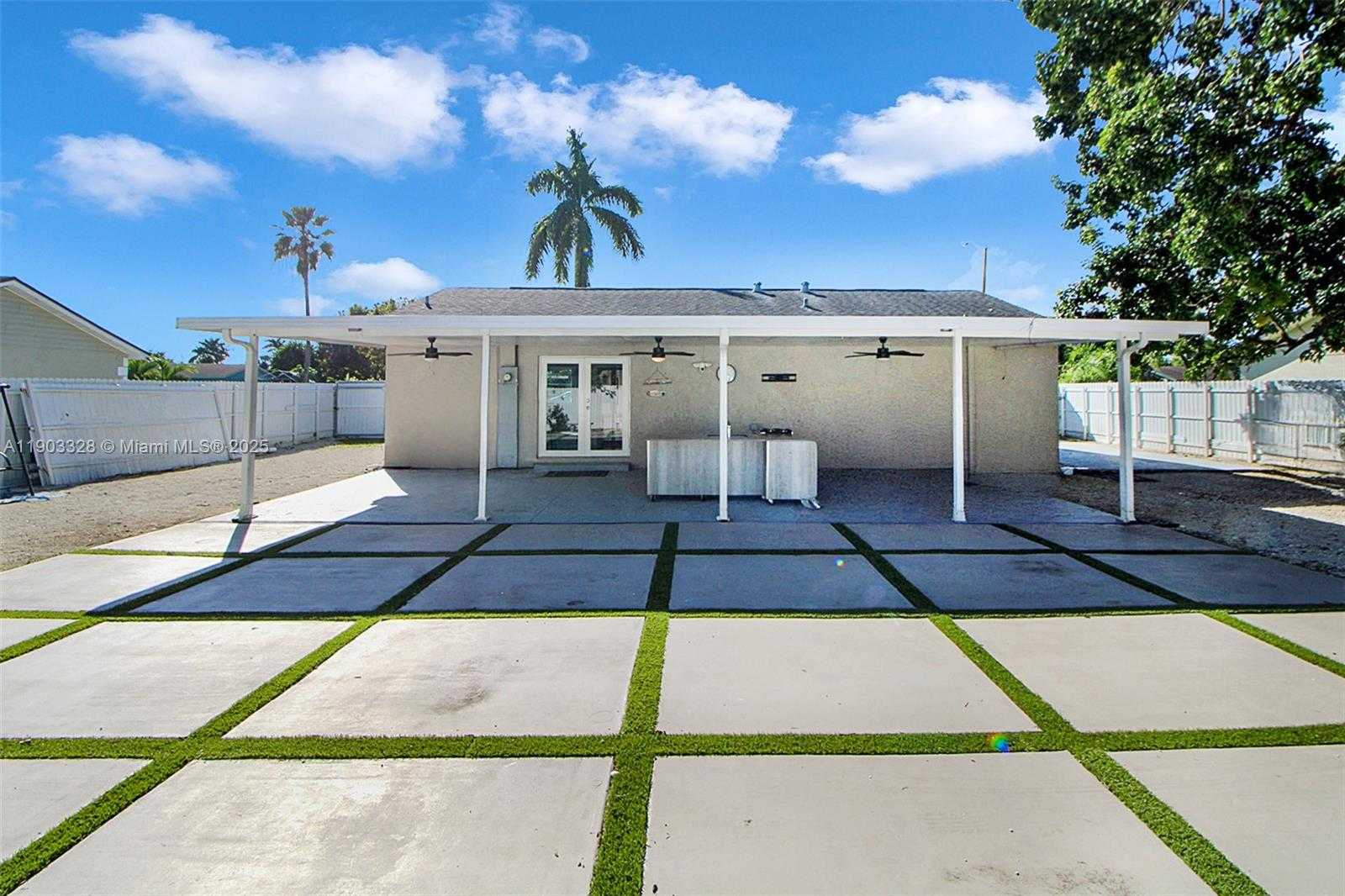 Small Image of 365 SOUTH WEST 17TH AVE, Homestead Number 26