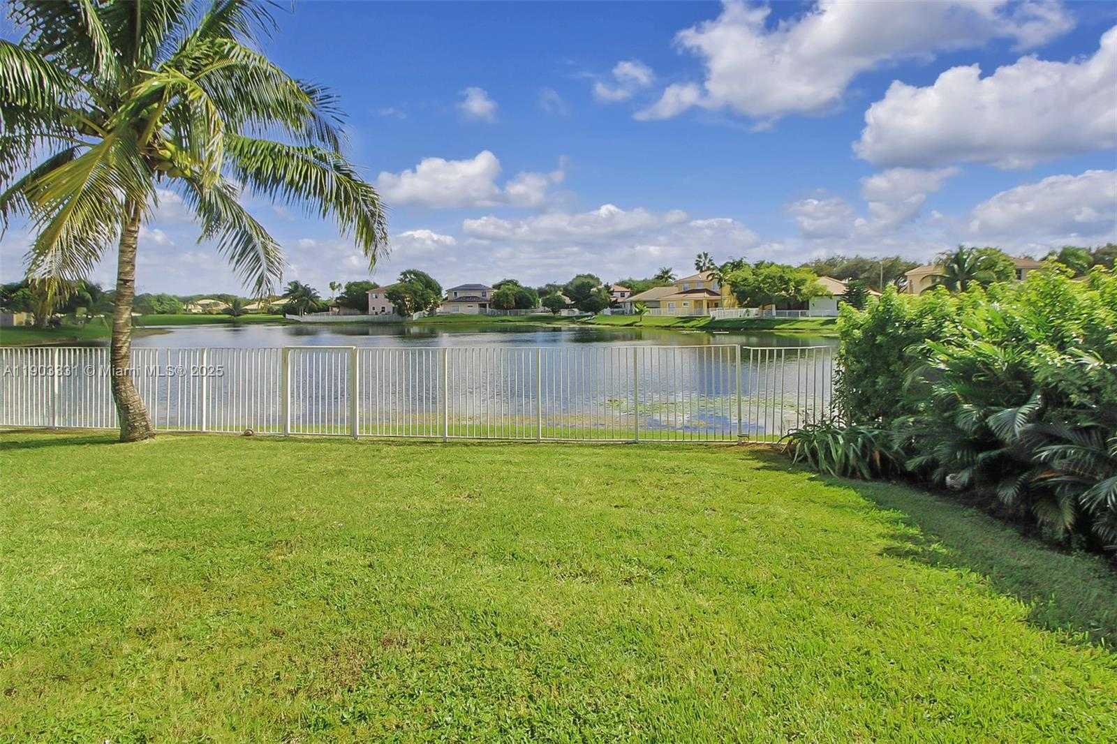 Small Image of 2953 SOUTH WEST 138TH AVE, Miramar Number 26