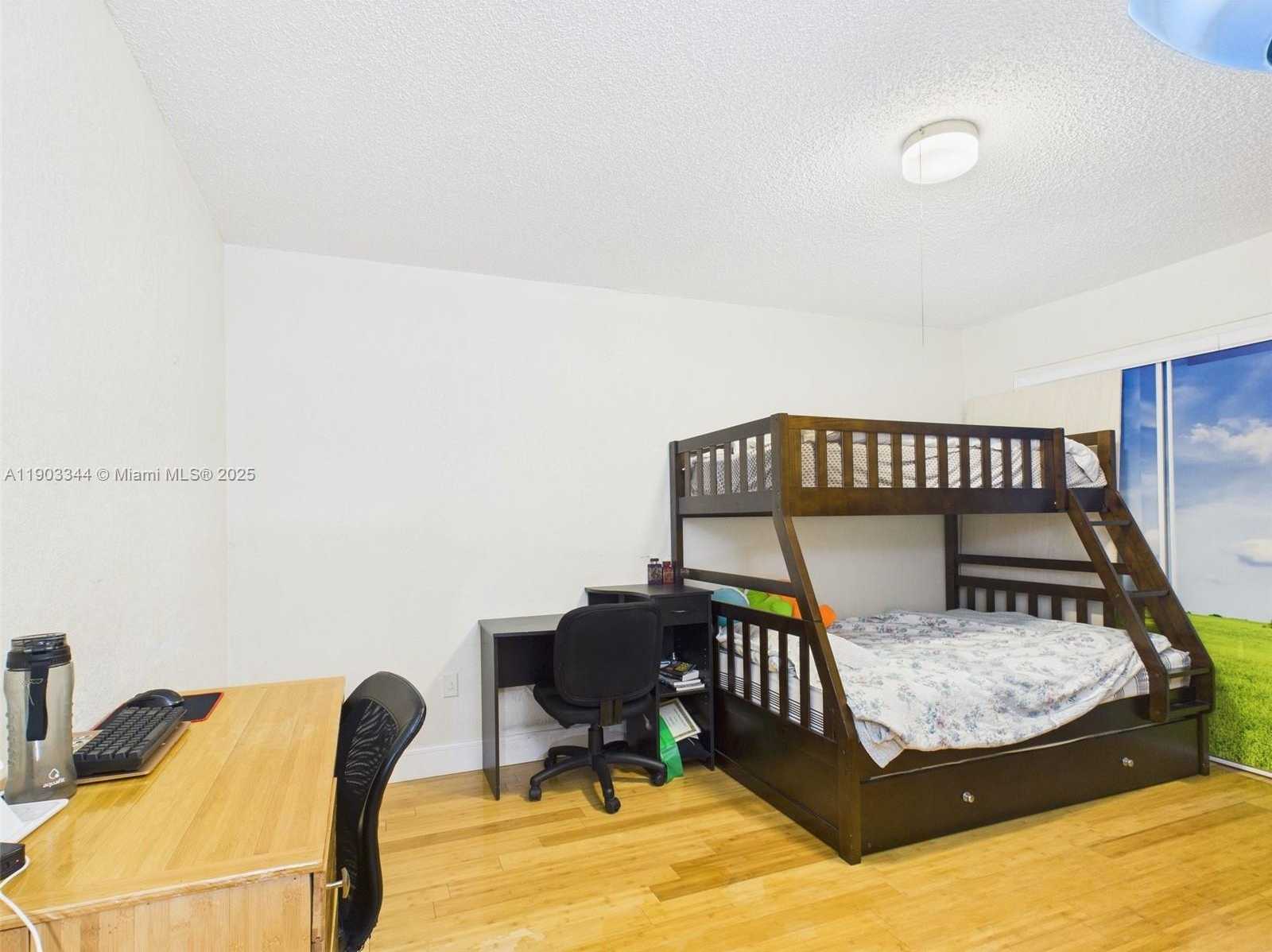 Small Image of 301 NORTH WEST 83RD WAY, Pembroke Pines Number 14