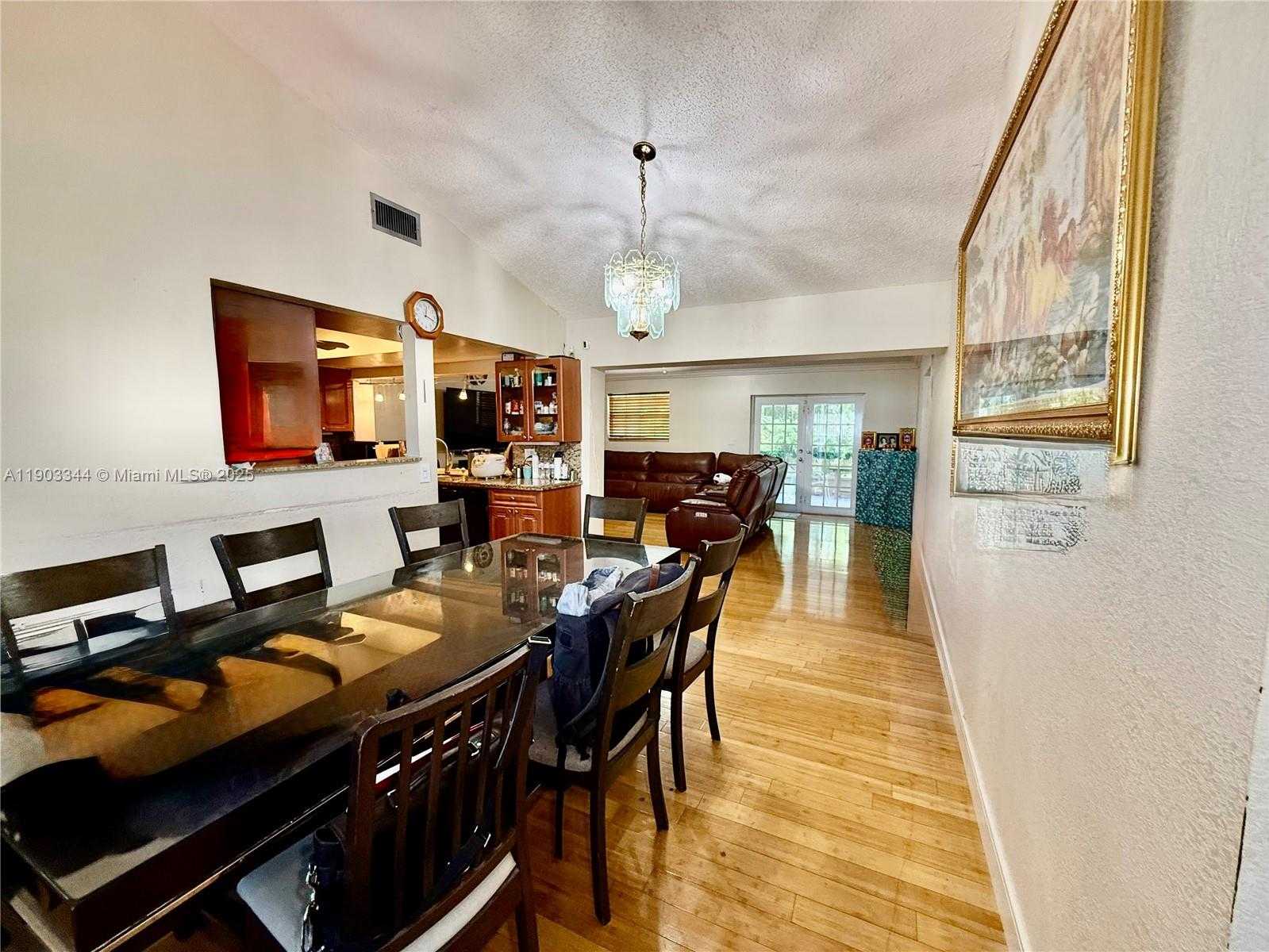 Small Image of 301 NORTH WEST 83RD WAY, Pembroke Pines Number 7