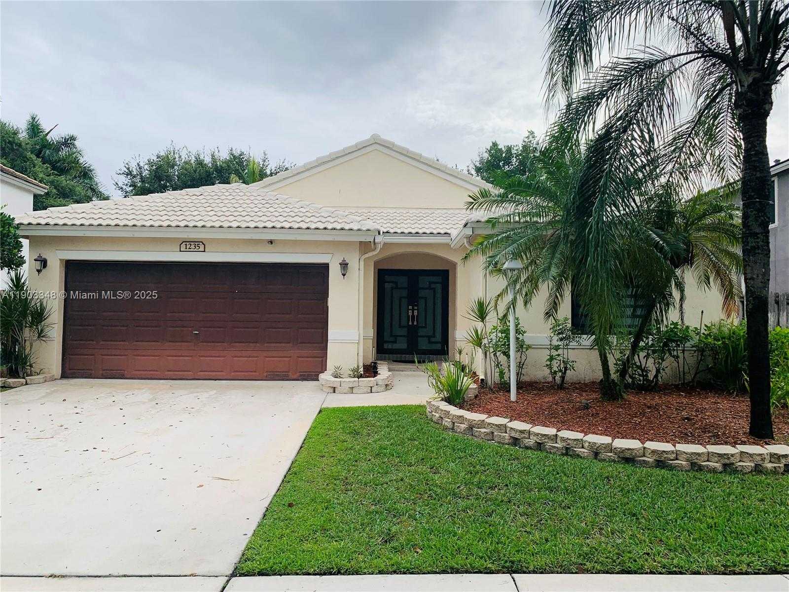 Small Image of 1235 NORTH WEST 144TH AVE, Pembroke Pines Number 14