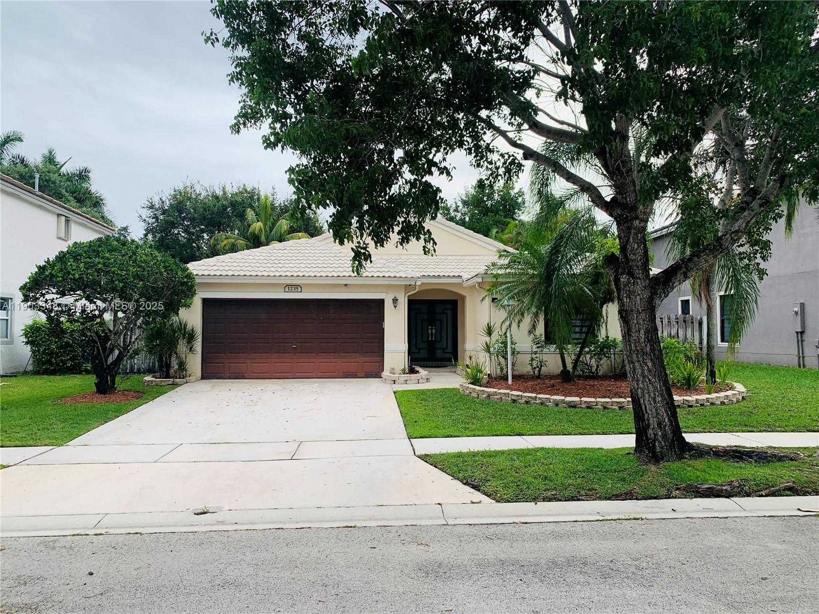 Small Image of 1235 NORTH WEST 144TH AVE, Pembroke Pines Number 15