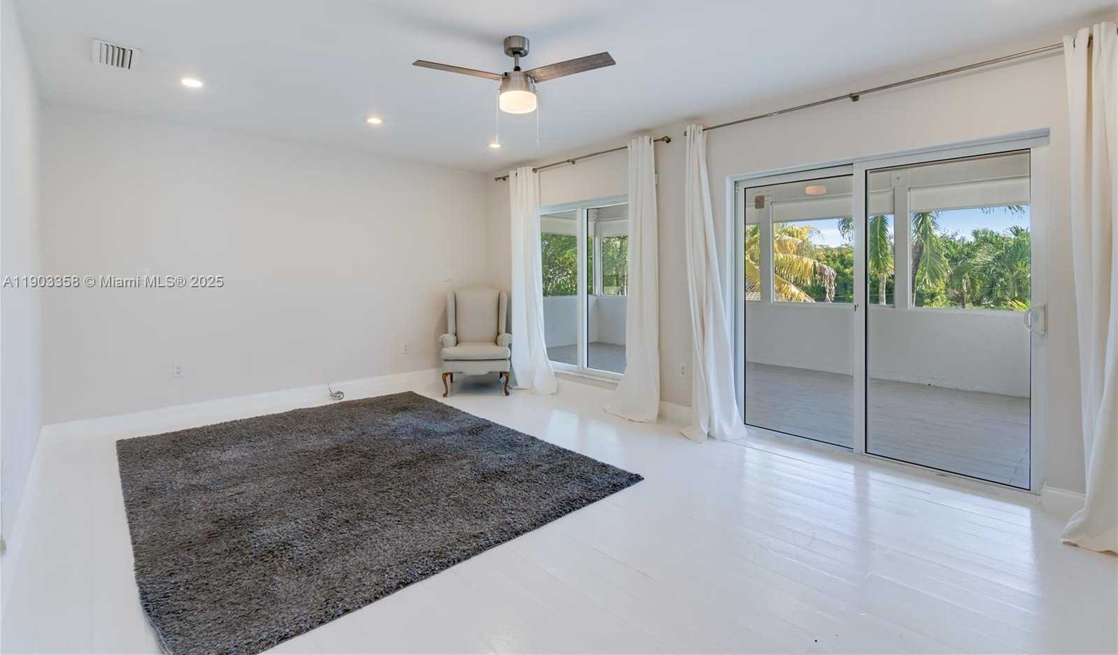 Small Image of 525 RIDGEWOOD RD, Key Biscayne Number 5