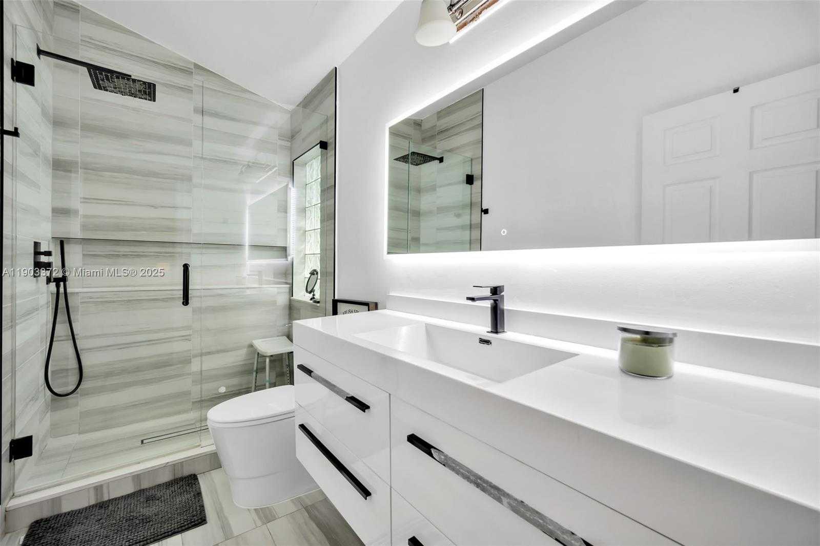 Small Image of 10337 COVENTRY CT, Boca Raton Number 22