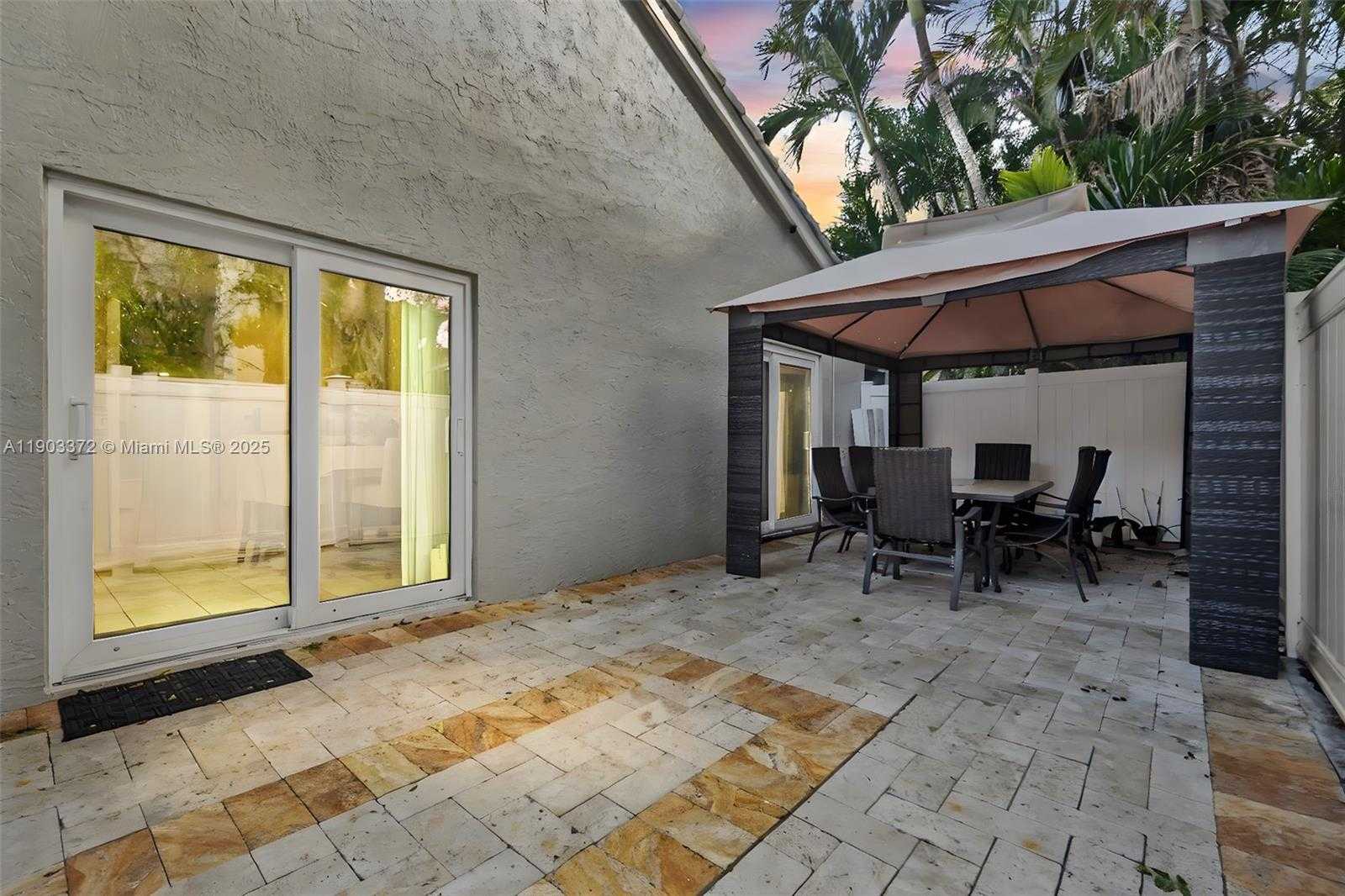 Small Image of 10337 COVENTRY CT, Boca Raton Number 29