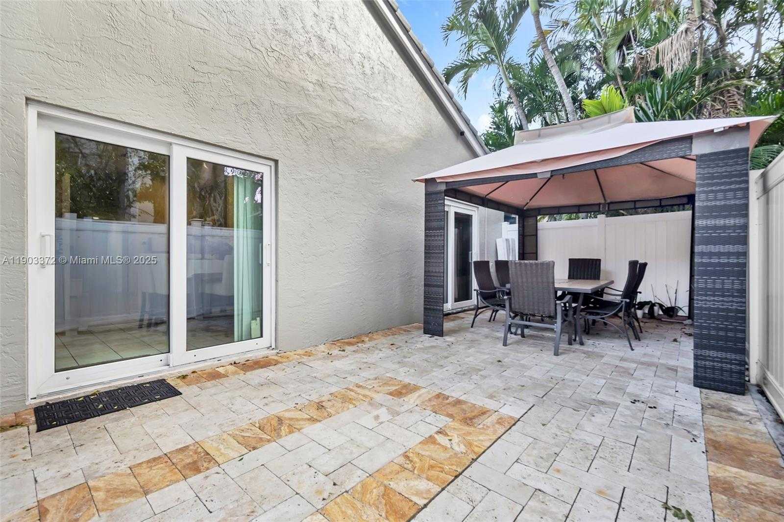 Small Image of 10337 COVENTRY CT, Boca Raton Number 35