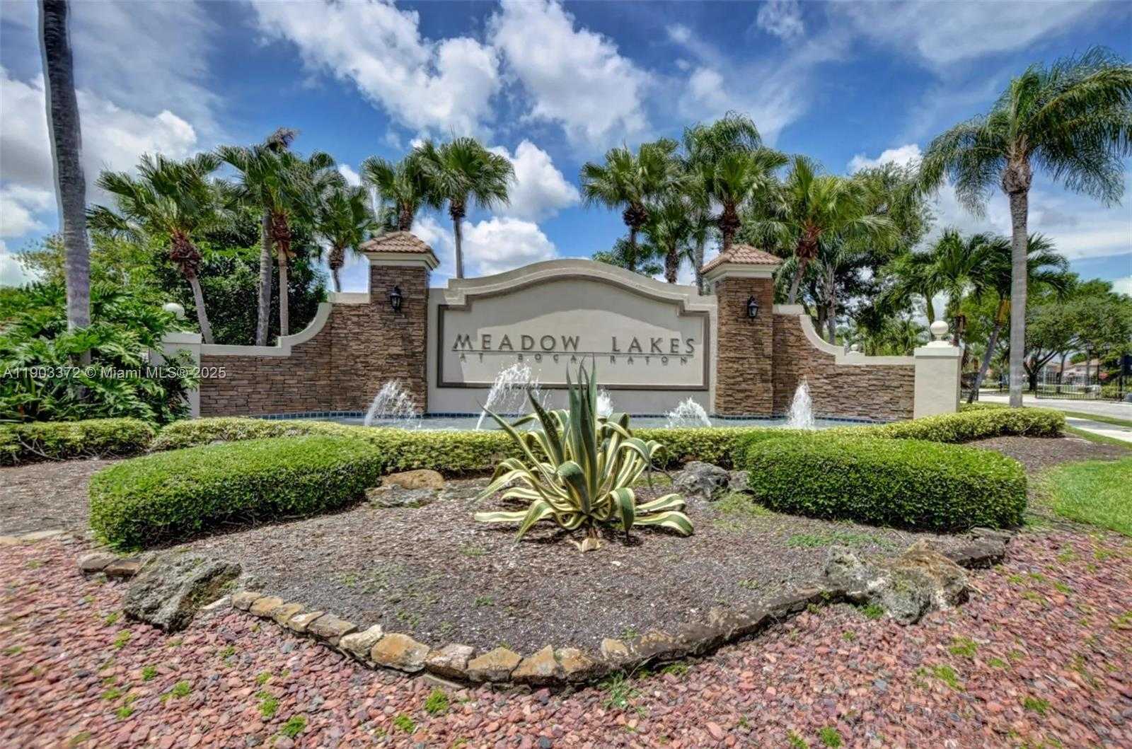 Small Image of 10337 COVENTRY CT, Boca Raton Number 36