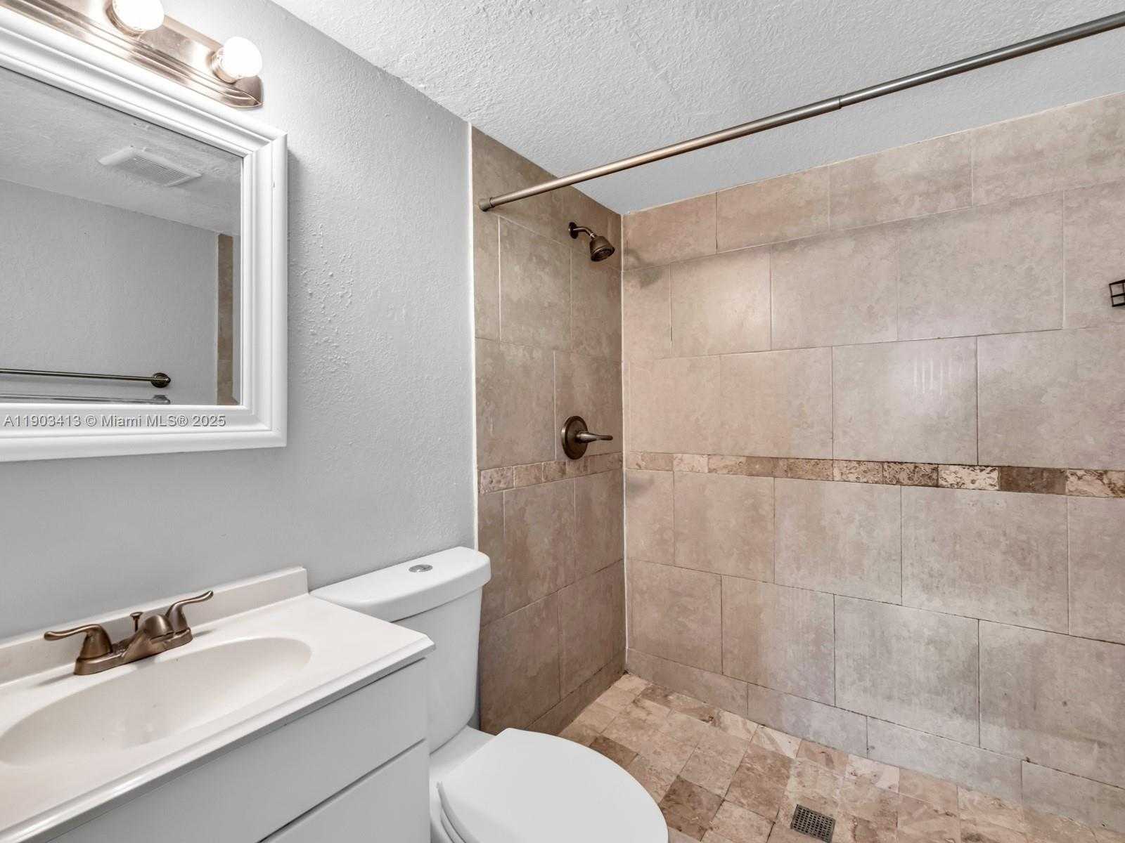 Small Image of 6238 SOUTH WEST 24TH ST, Miramar Number 15