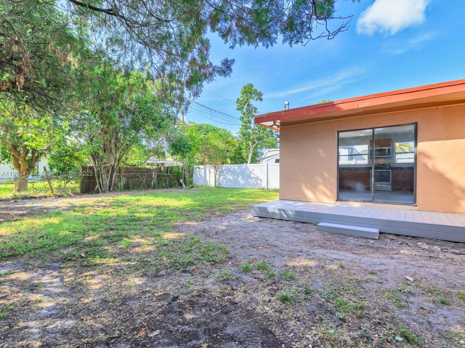 Small Image of 6238 SOUTH WEST 24TH ST, Miramar Number 21