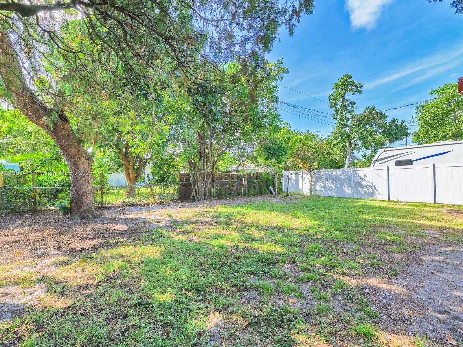 Small Image of 6238 SOUTH WEST 24TH ST, Miramar Number 27