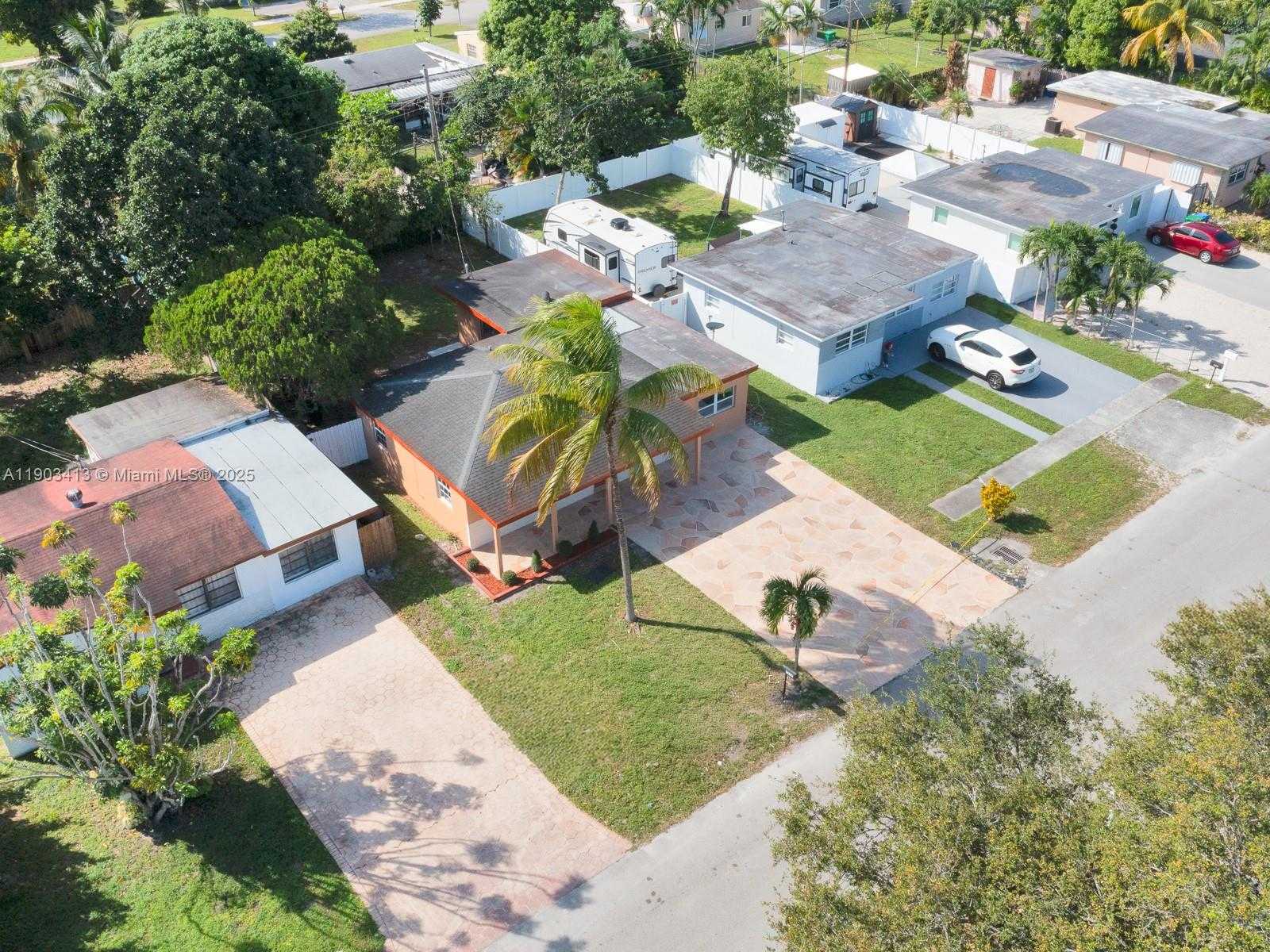 Small Image of 6238 SOUTH WEST 24TH ST, Miramar Number 29