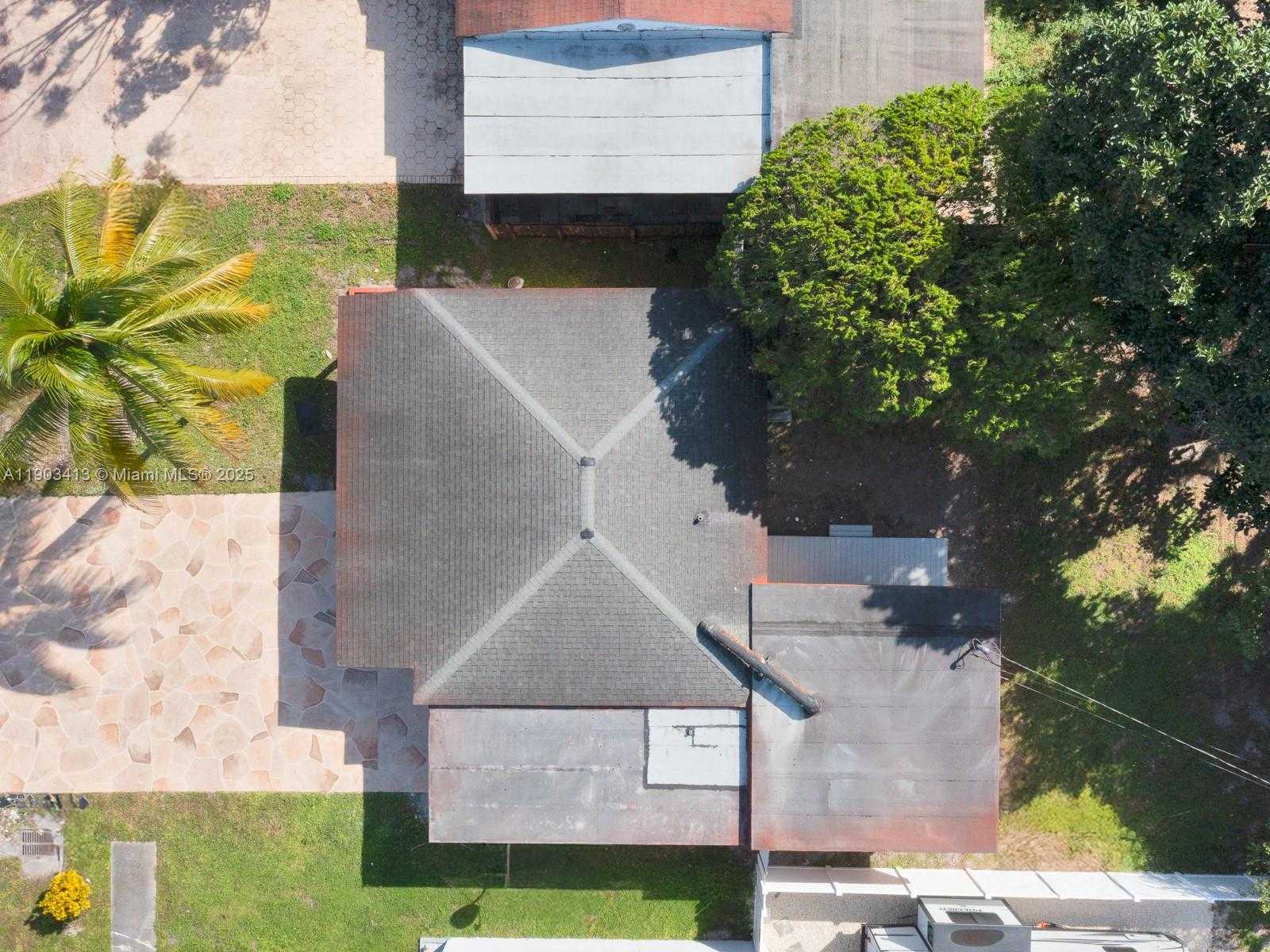 Small Image of 6238 SOUTH WEST 24TH ST, Miramar Number 30