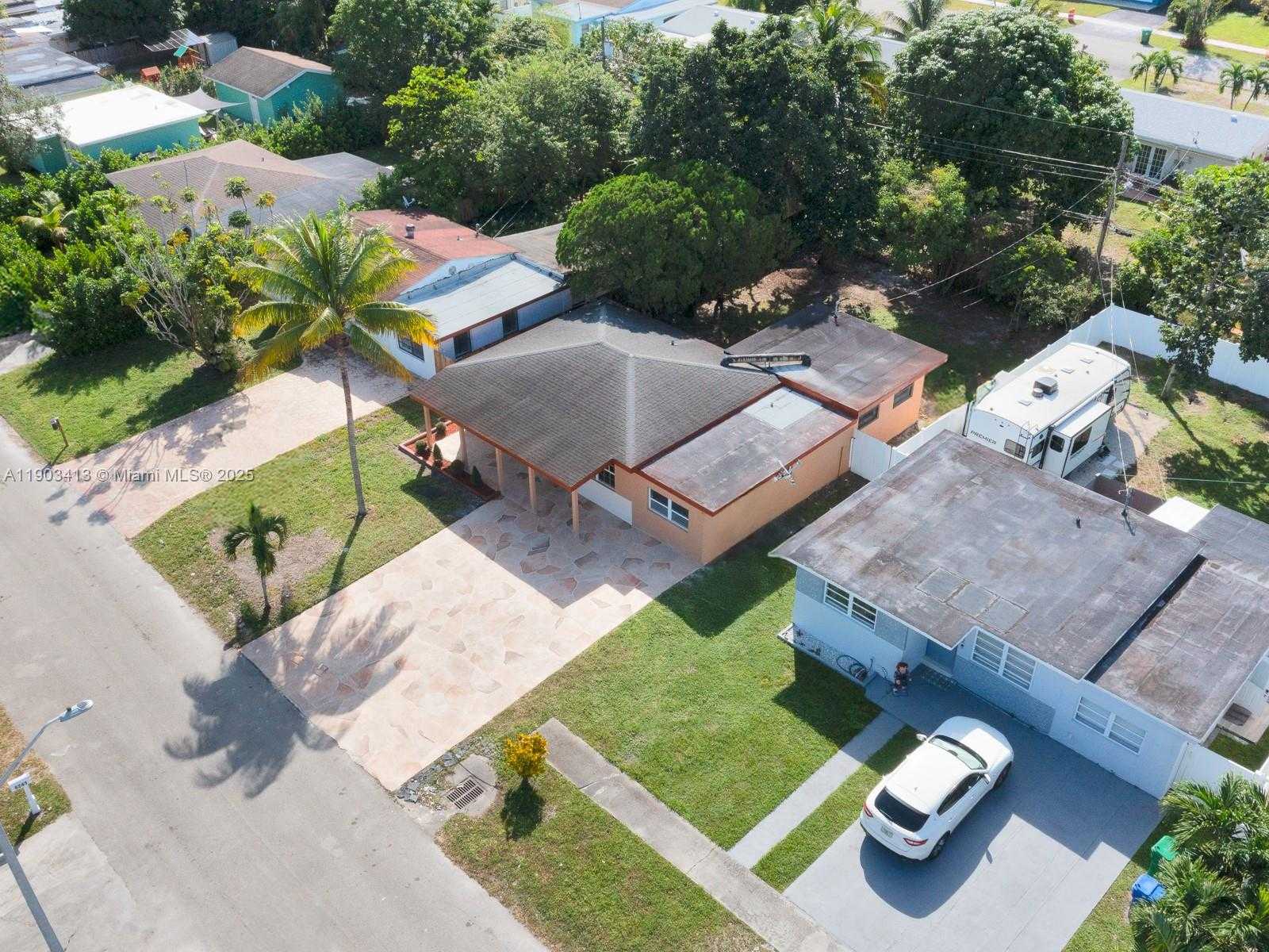 Small Image of 6238 SOUTH WEST 24TH ST, Miramar Number 31