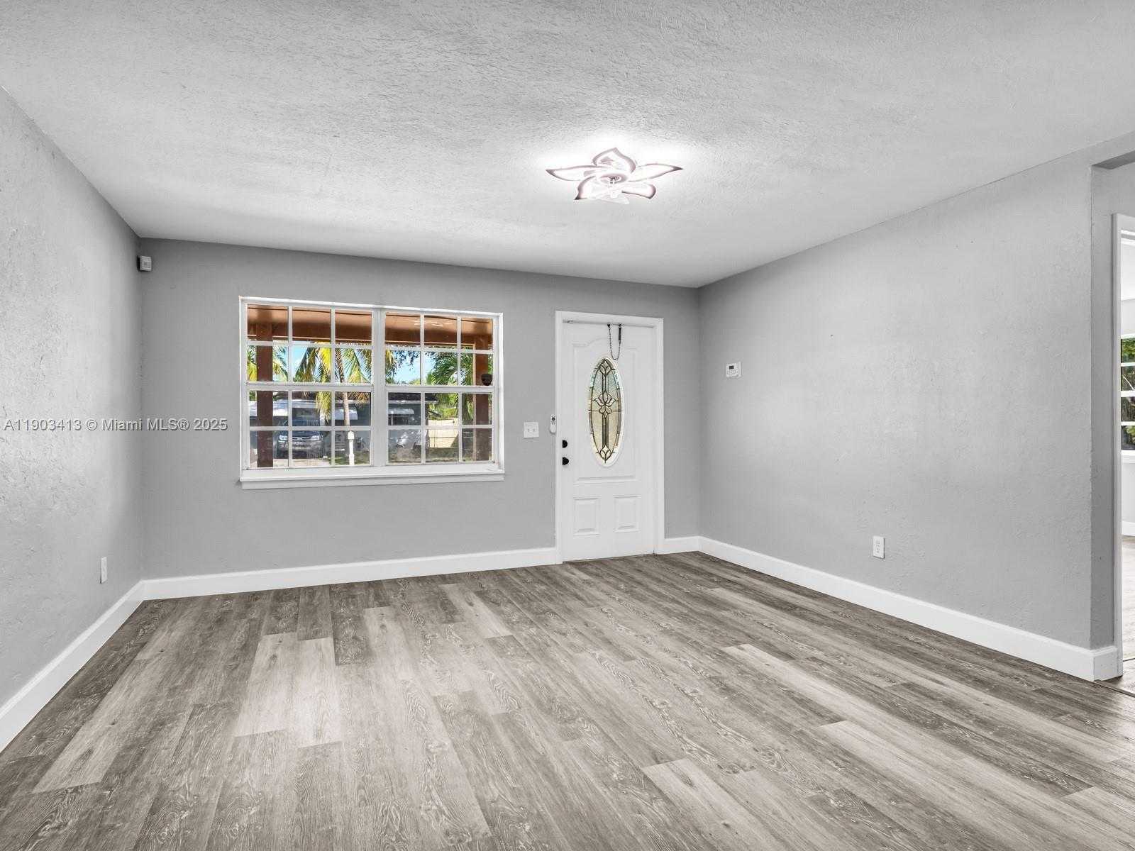 Small Image of 6238 SOUTH WEST 24TH ST, Miramar Number 4