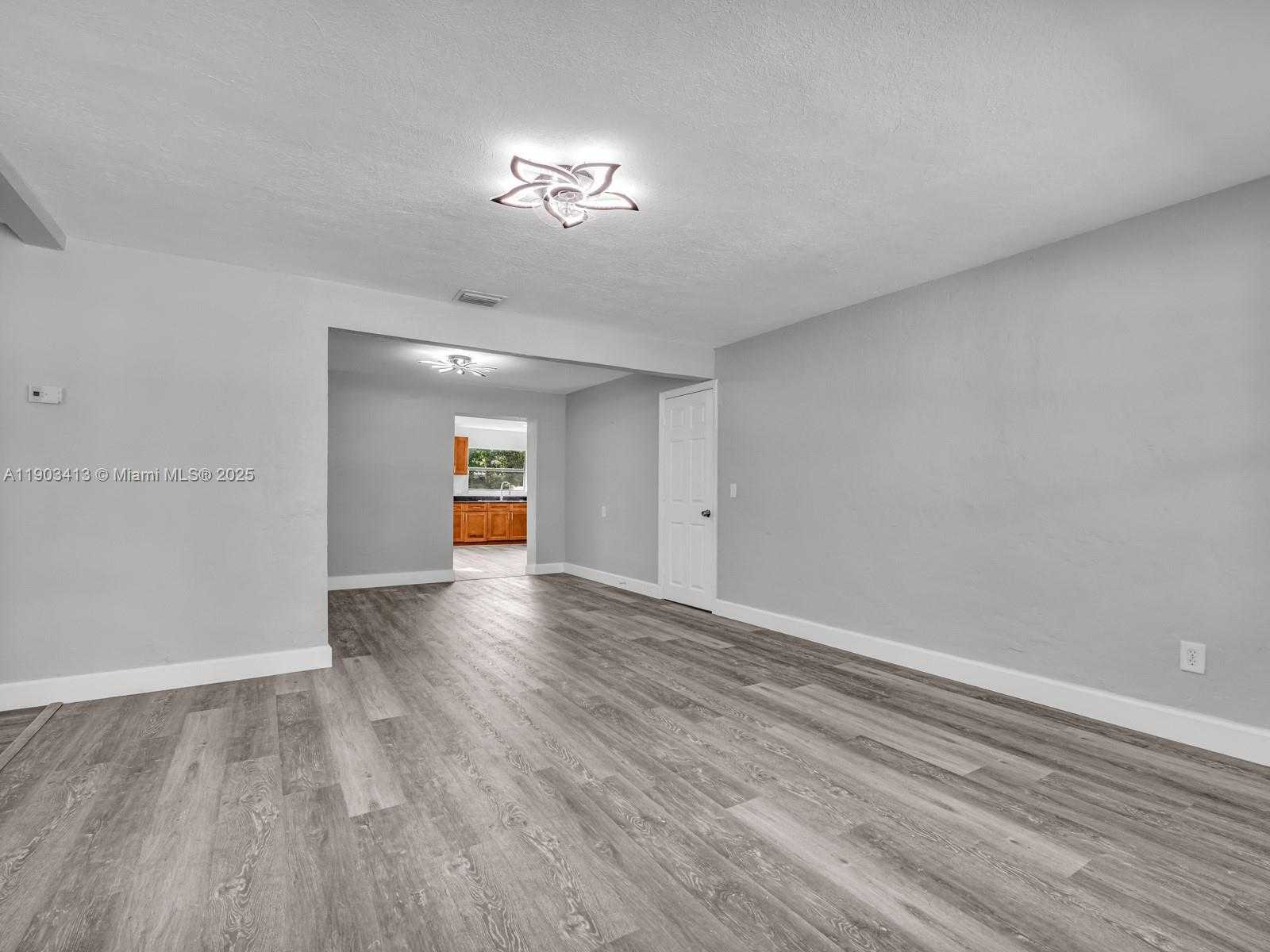 Small Image of 6238 SOUTH WEST 24TH ST, Miramar Number 5