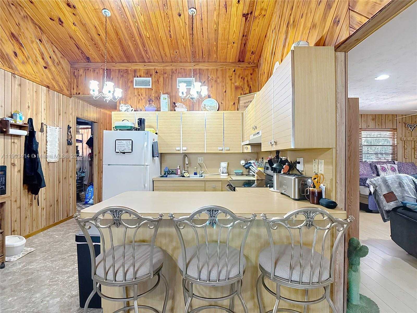 Imagen de Pequeño Objeto