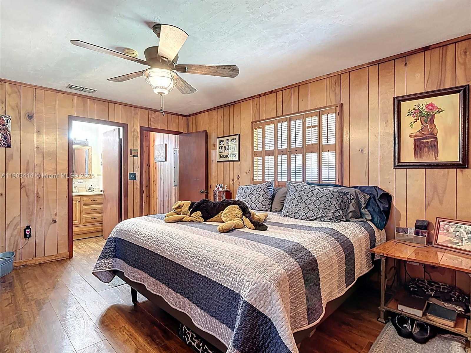 Imagen de Pequeño Objeto