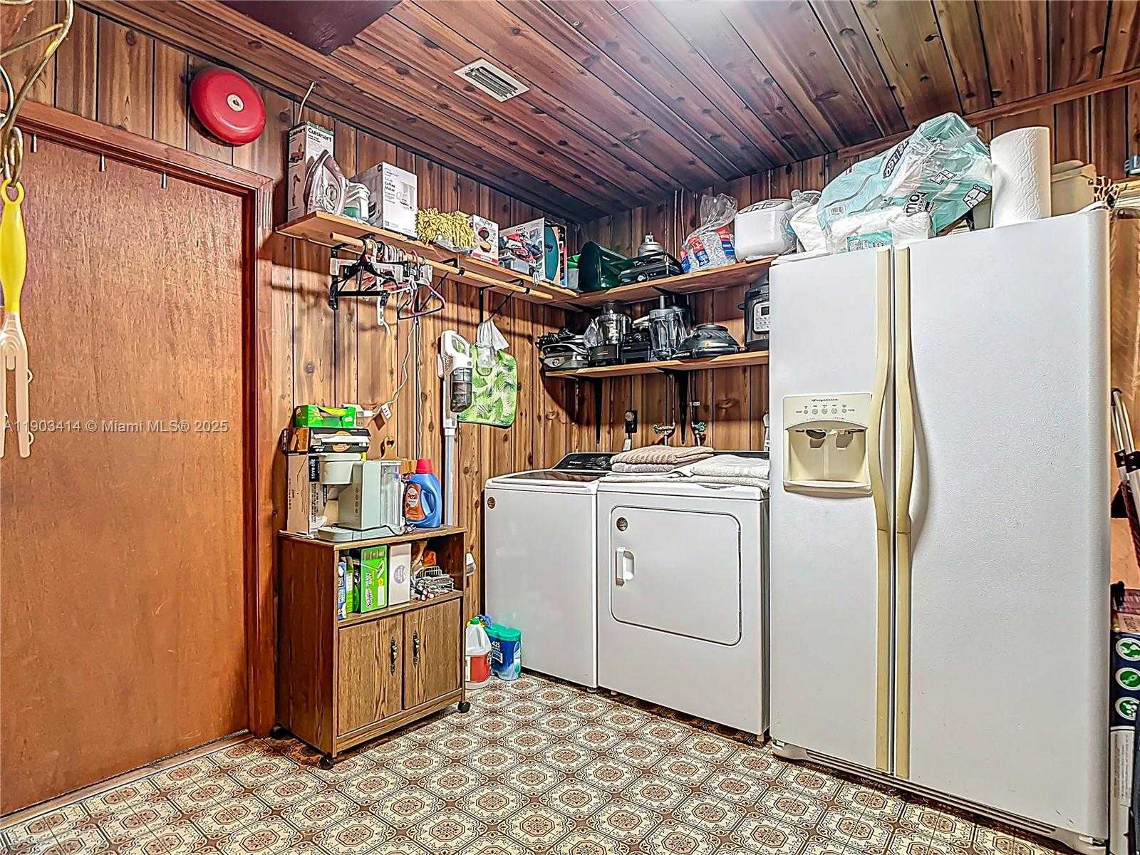 Imagen de Pequeño Objeto