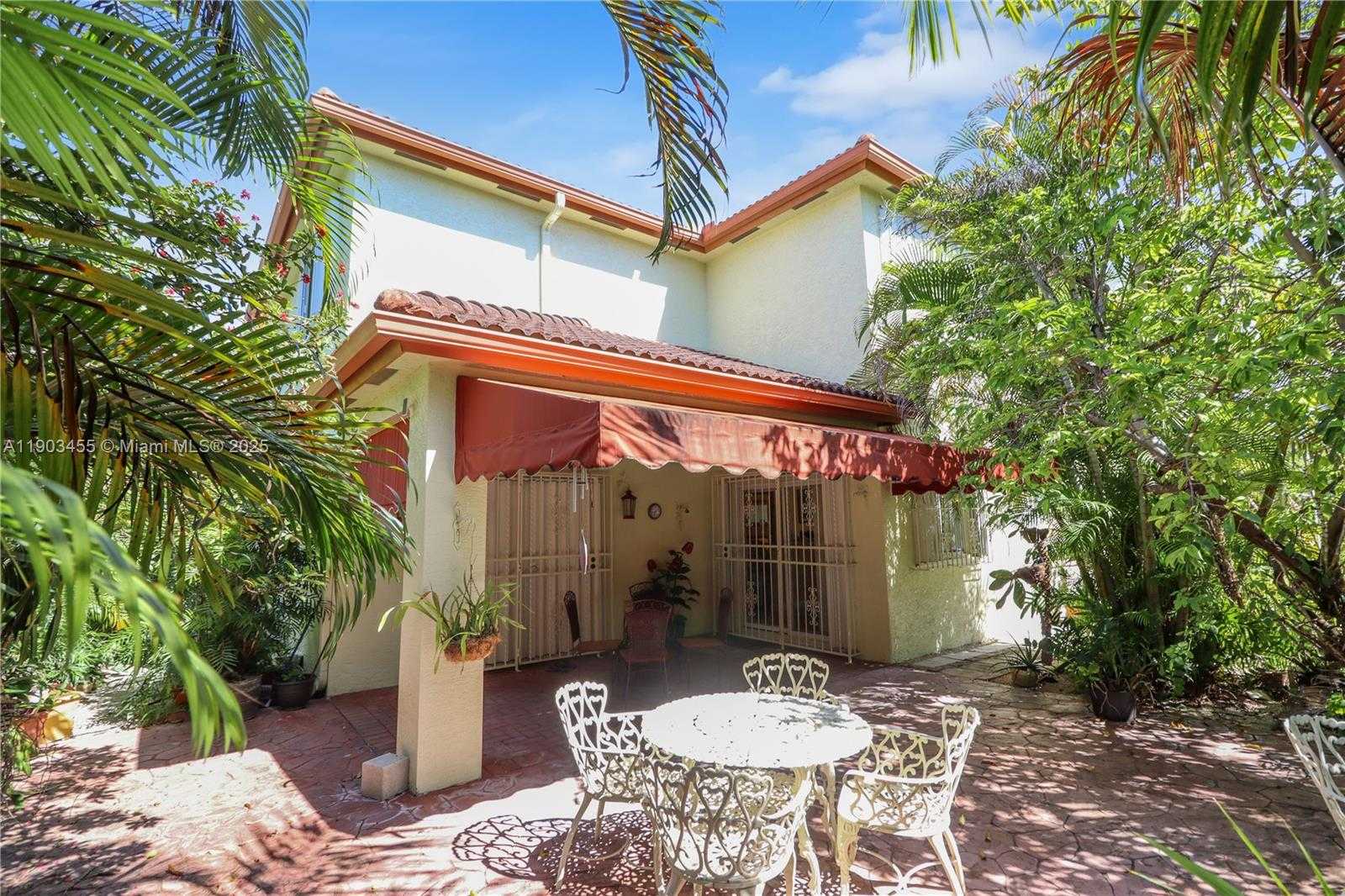 Small Image of 14240 SOUTH WEST 291ST LN, Homestead Number 2