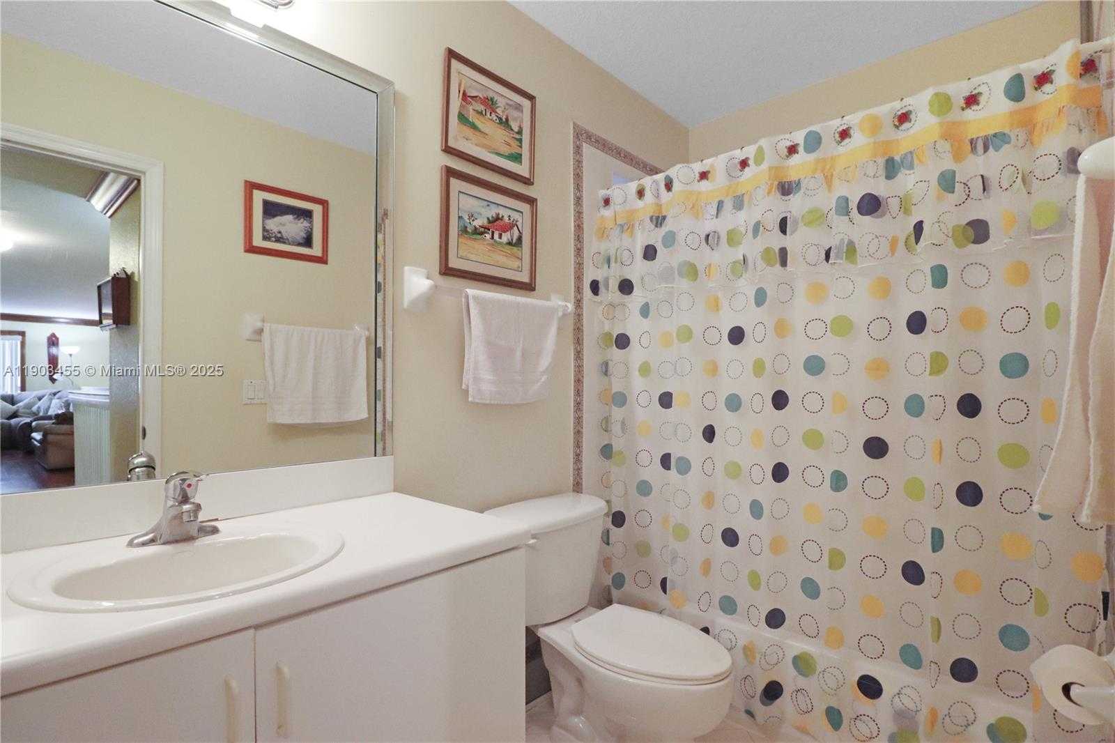 Small Image of 14240 SOUTH WEST 291ST LN, Homestead Number 25