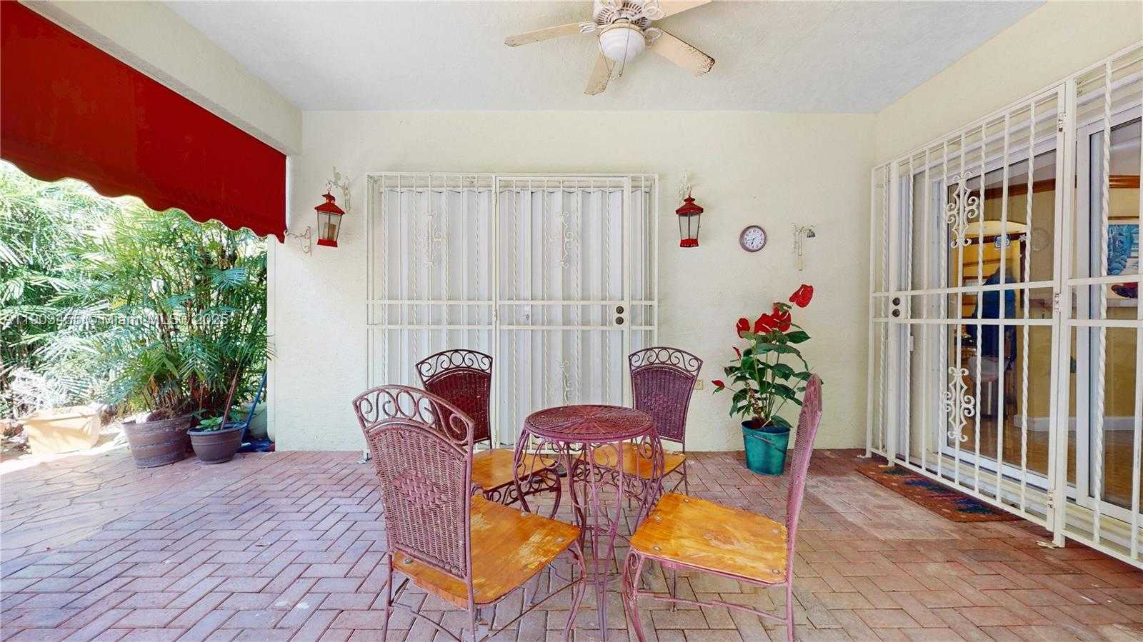 Small Image of 14240 SOUTH WEST 291ST LN, Homestead Number 29