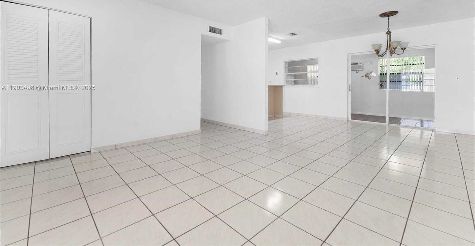 Small Image of 19700 NORTH WEST 48TH AVE, Miami Gardens Number 18