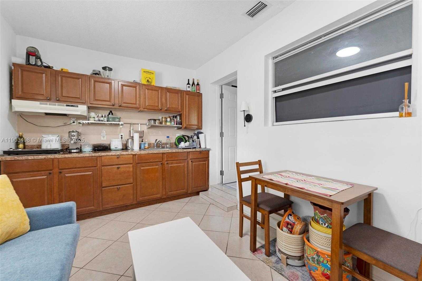 Small Image of 19700 NORTH WEST 48TH AVE, Miami Gardens Number 29