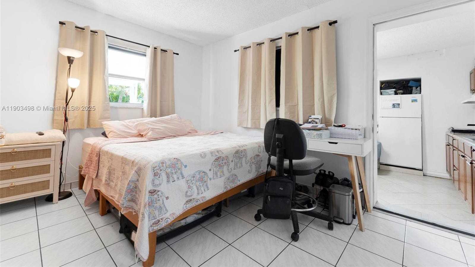 Small Image of 19700 NORTH WEST 48TH AVE, Miami Gardens Number 30