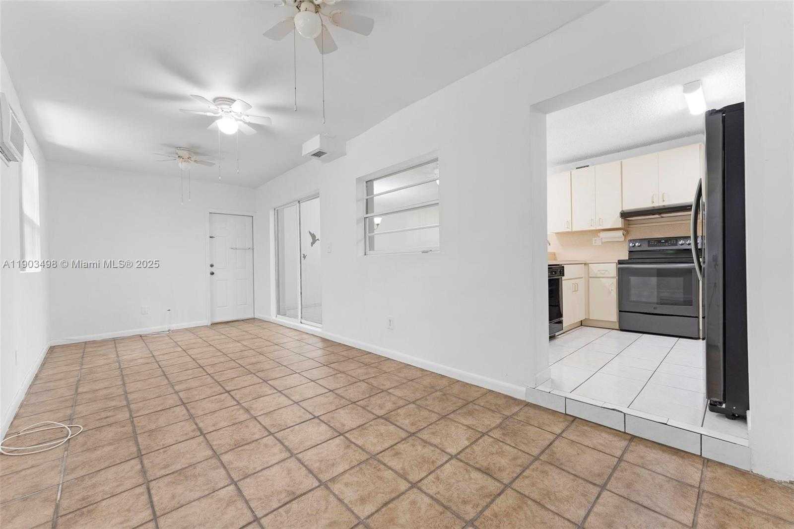 Small Image of 19700 NORTH WEST 48TH AVE, Miami Gardens Number 34