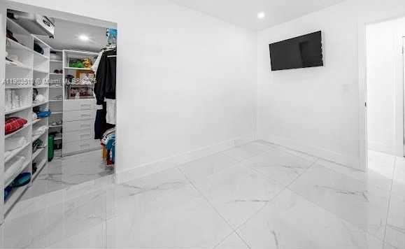 Small Image of 16125 NORTH WEST 28TH PL, Miami Gardens Number 14