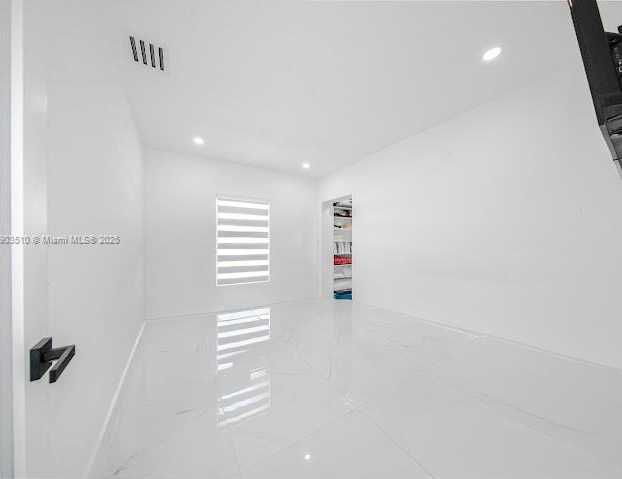 Small Image of 16125 NORTH WEST 28TH PL, Miami Gardens Number 21