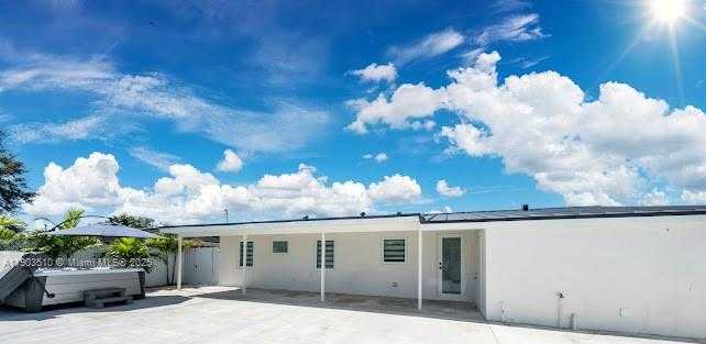 Small Image of 16125 NORTH WEST 28TH PL, Miami Gardens Number 3