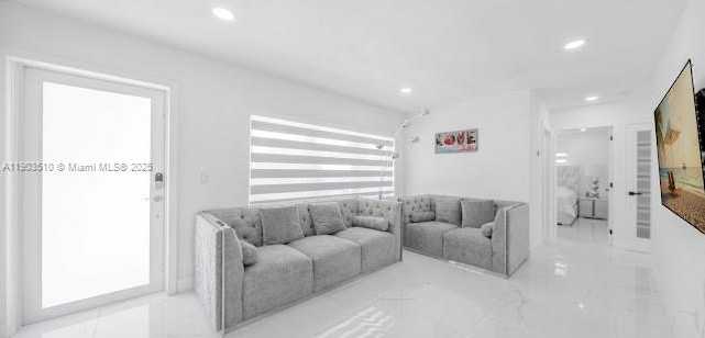 Small Image of 16125 NORTH WEST 28TH PL, Miami Gardens Number 8