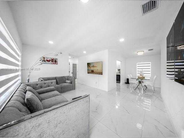 Small Image of 16125 NORTH WEST 28TH PL, Miami Gardens Number 9