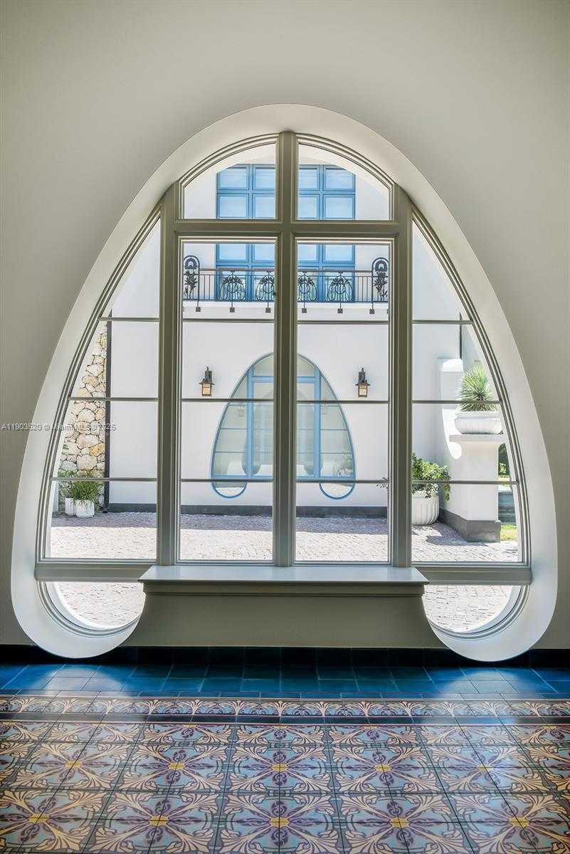 Small Image of 5771 SOUTH WEST 94TH ST, Pinecrest Number 6