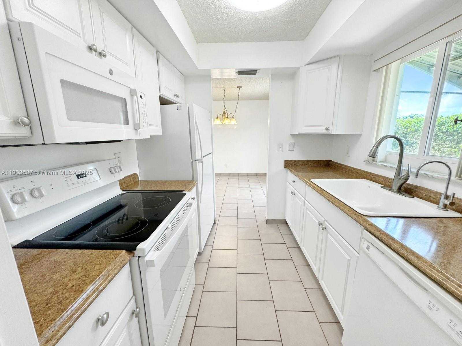 Small Image of 8203 NORTH WEST 104TH AVE, Tamarac Number 13