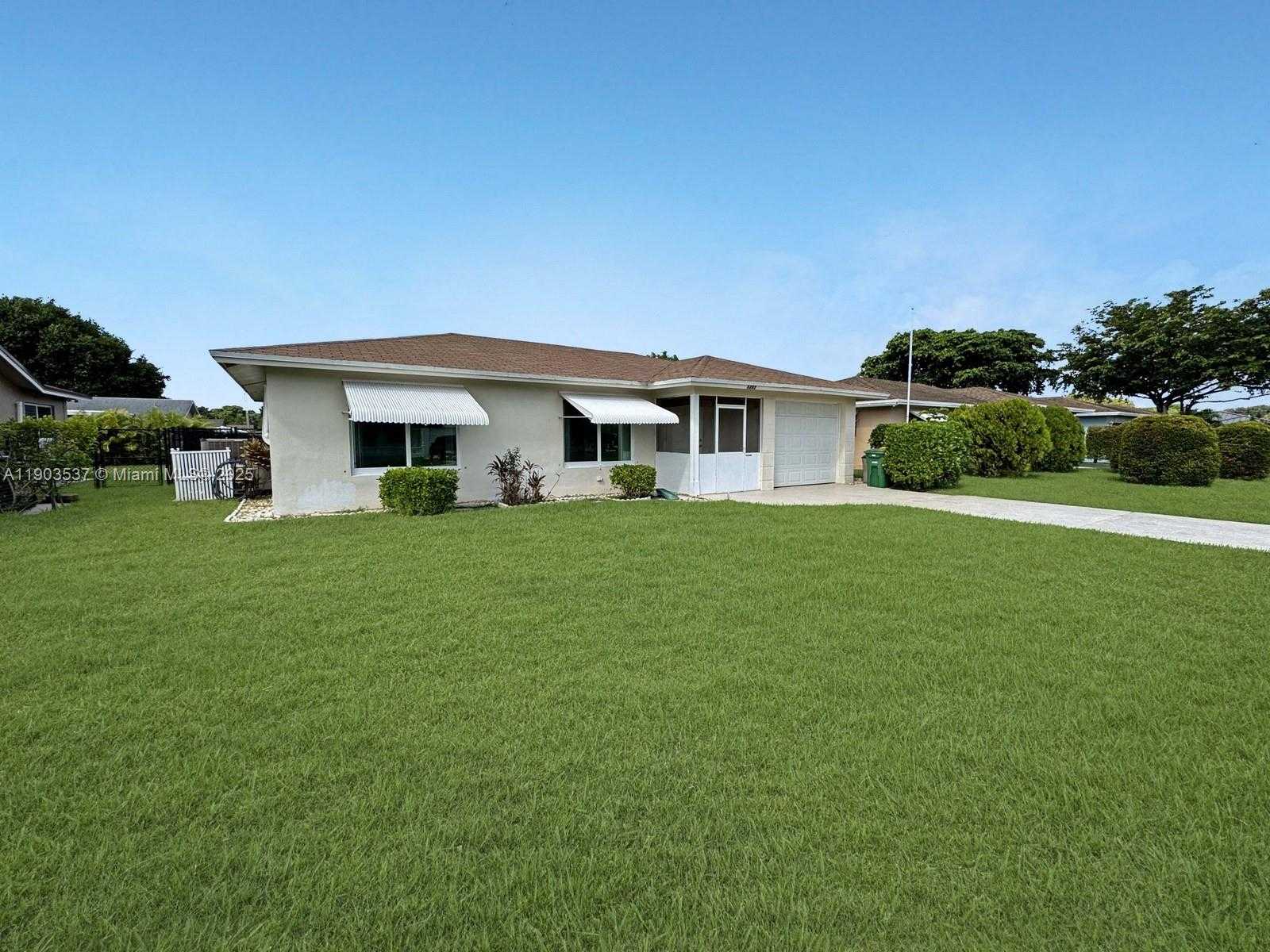 Small Image of 8203 NORTH WEST 104TH AVE, Tamarac Number 2
