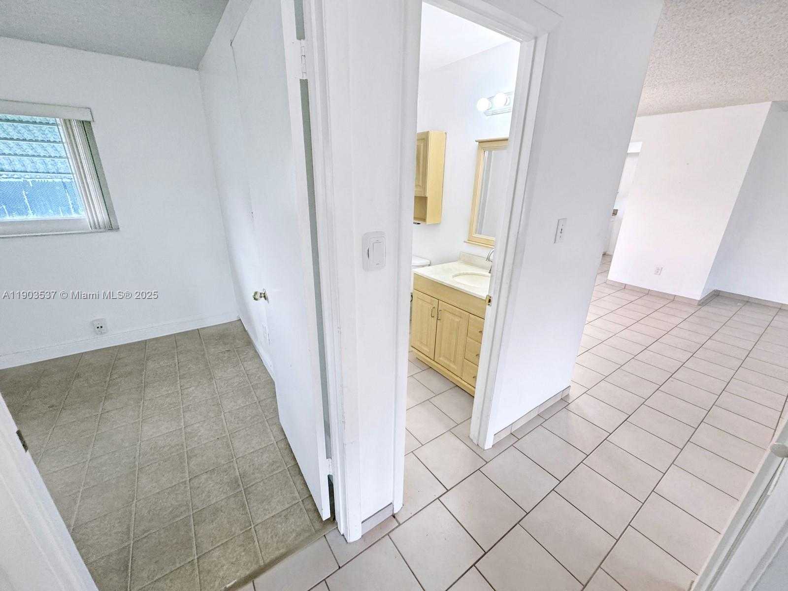 Small Image of 8203 NORTH WEST 104TH AVE, Tamarac Number 20