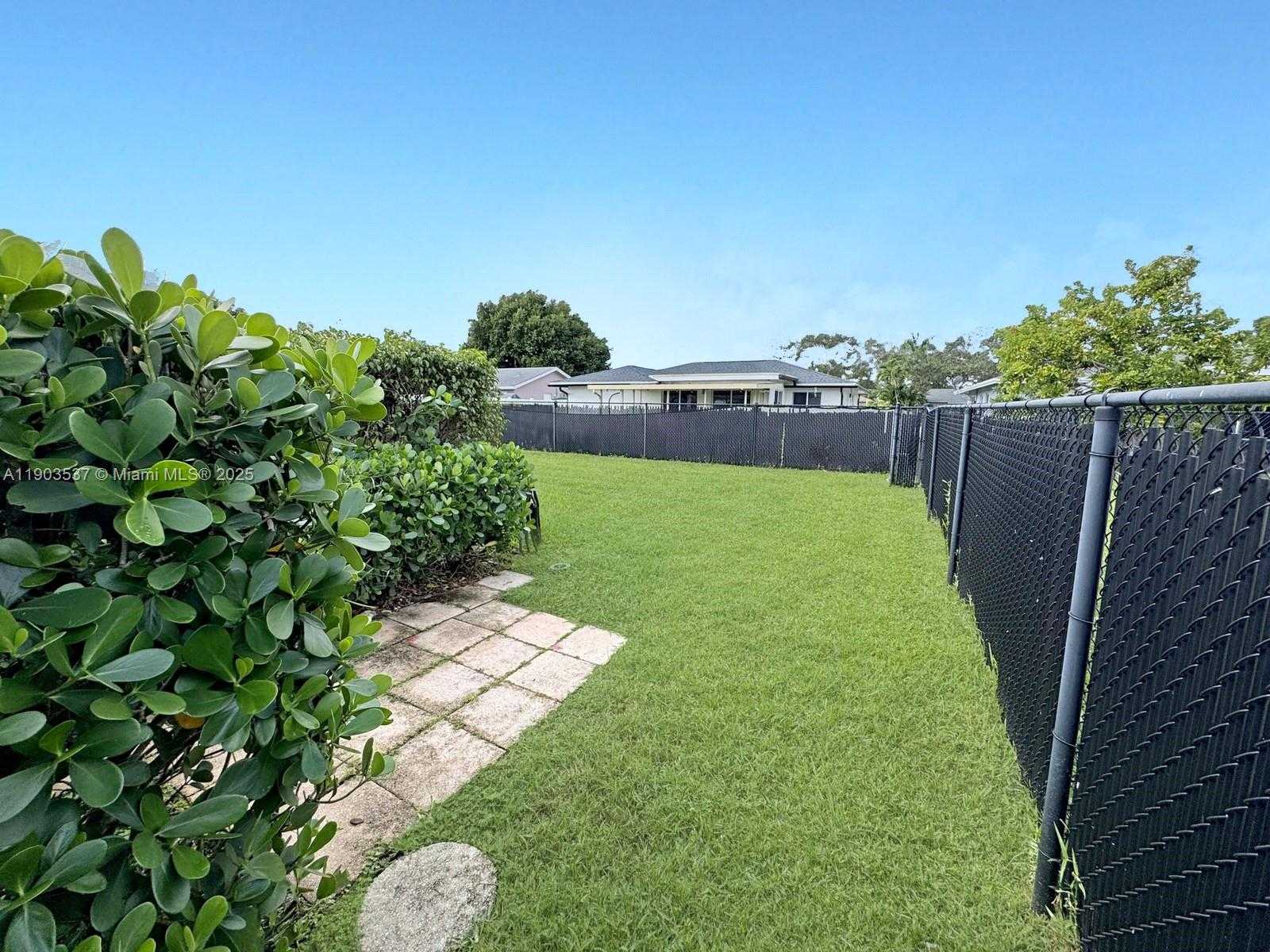 Small Image of 8203 NORTH WEST 104TH AVE, Tamarac Number 32