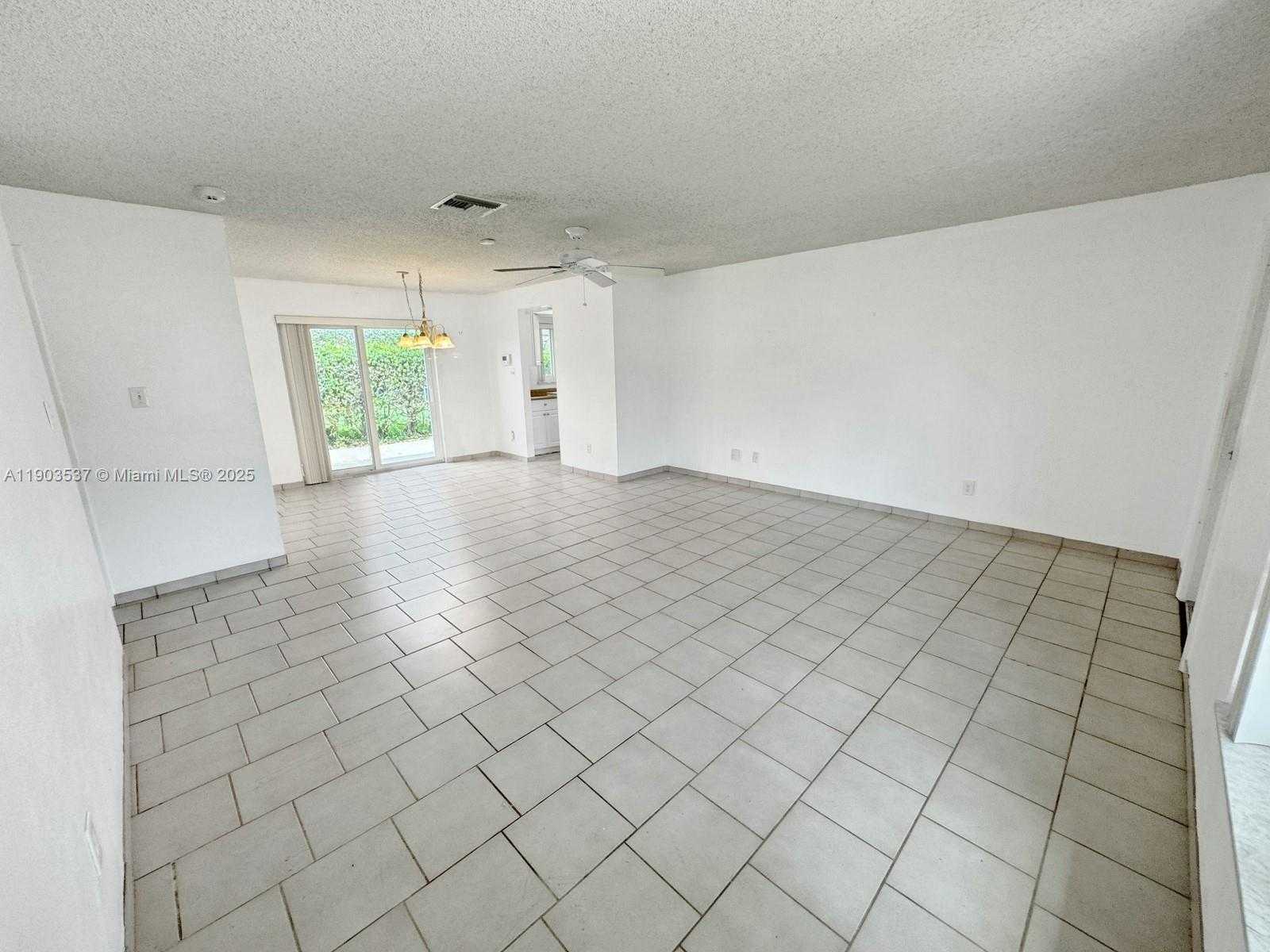 Small Image of 8203 NORTH WEST 104TH AVE, Tamarac Number 5