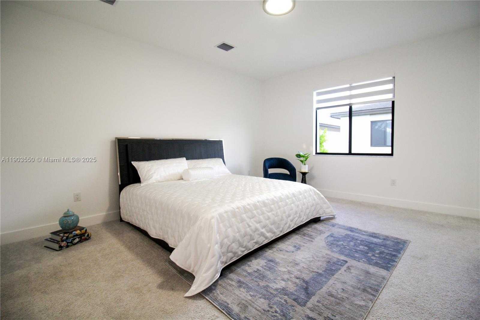 Small Image of 4335 NORTH WEST 81ST AVE, Doral Number 12