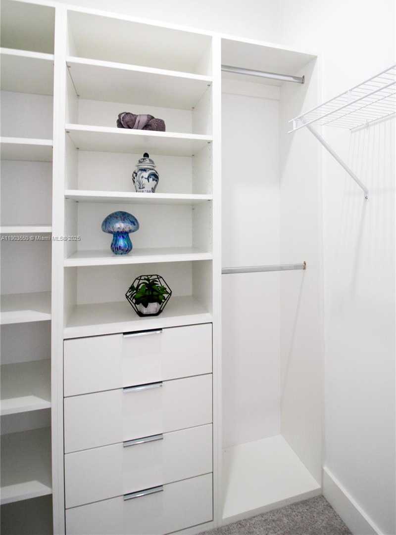 Small Image of 4335 NORTH WEST 81ST AVE, Doral Number 19