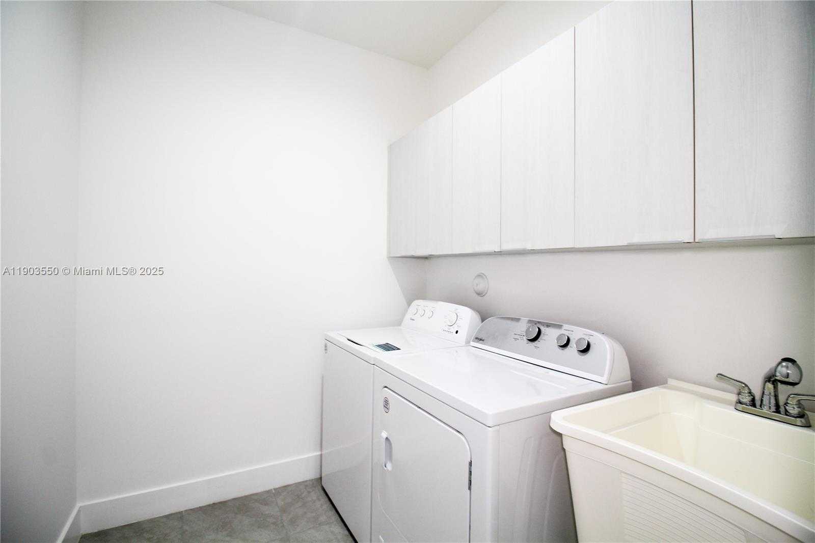 Small Image of 4335 NORTH WEST 81ST AVE, Doral Number 26