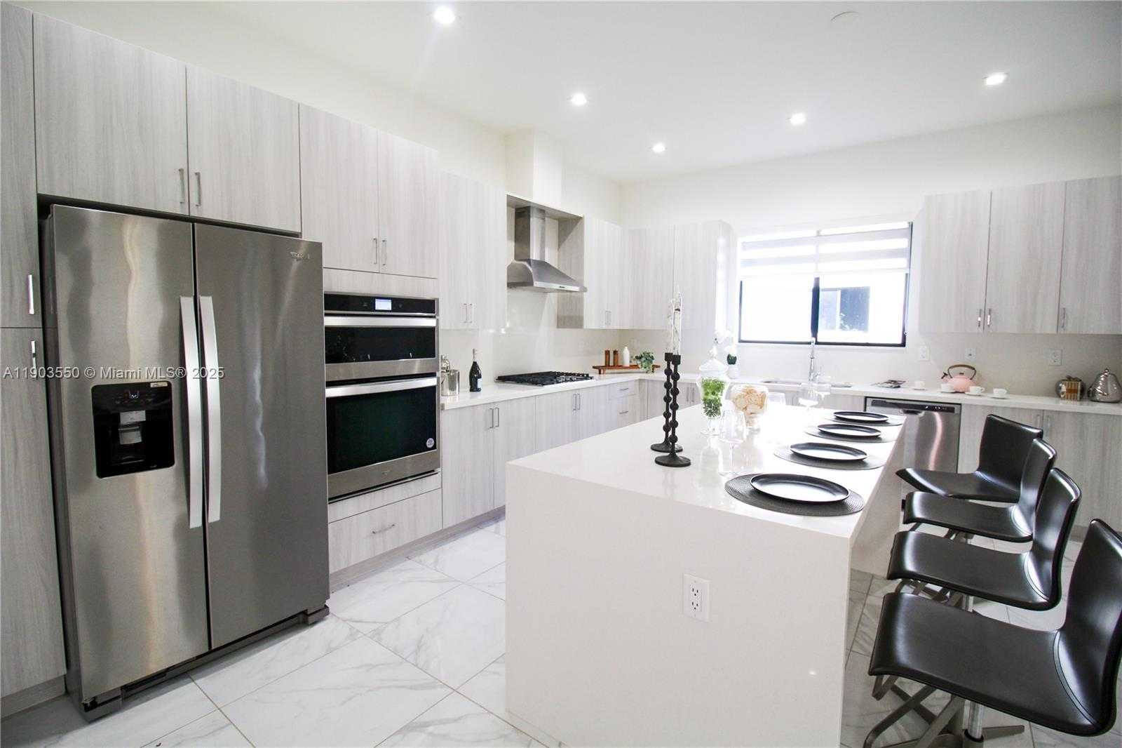 Small Image of 4335 NORTH WEST 81ST AVE, Doral Number 4