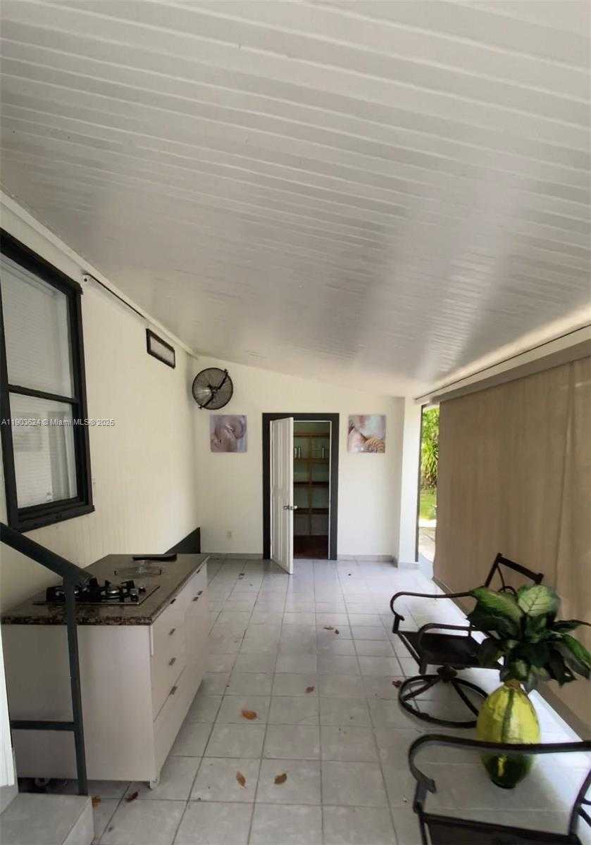 Small Image of 5404 NORTH WEST 200TH RD, Miami Gardens Number 7